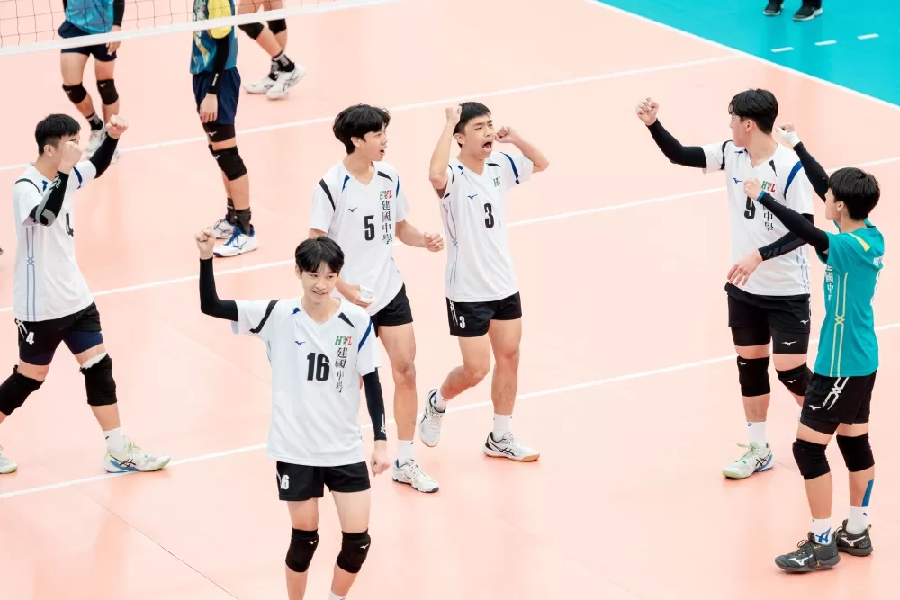 建中3：1勝龍津。