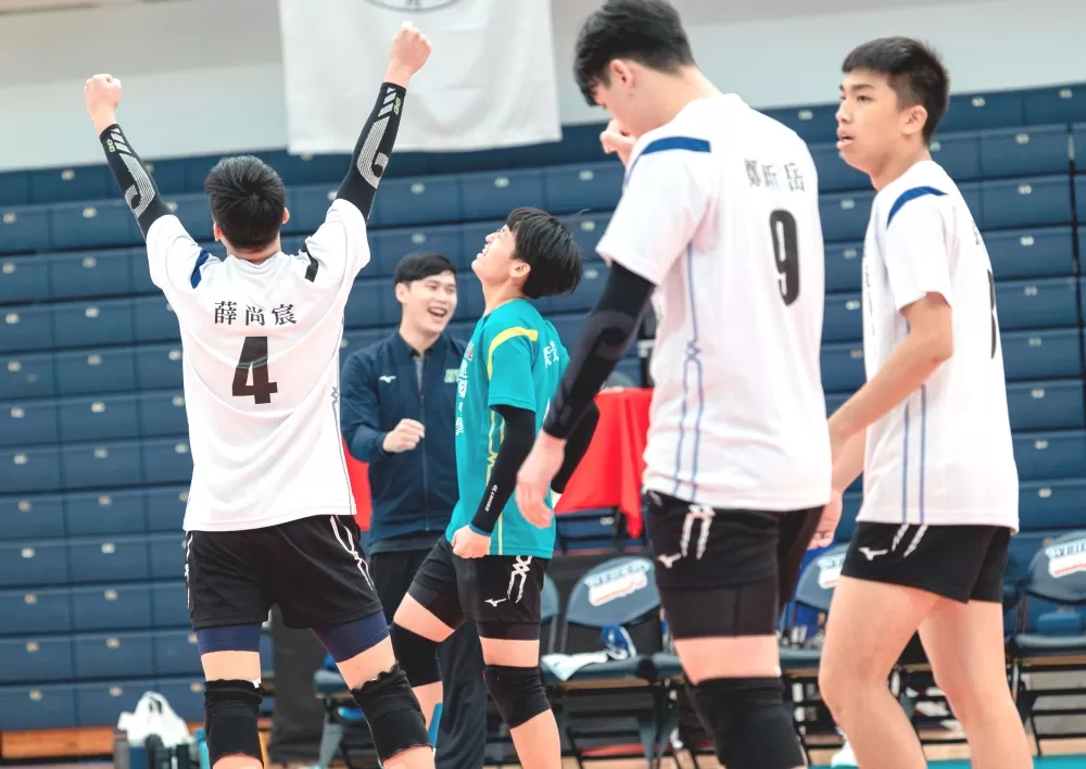 建中搶下關鍵一勝免當分組爐主。