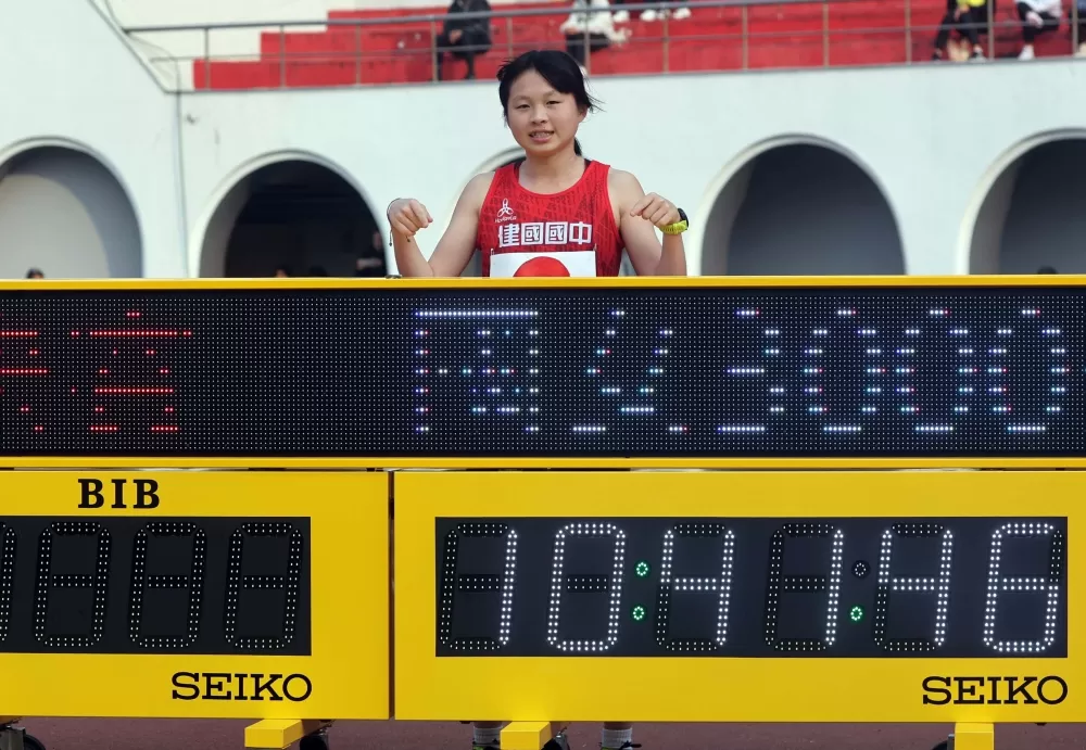 余稜嫻3000M破大會還意外創最佳。林嘉欣/攝影。