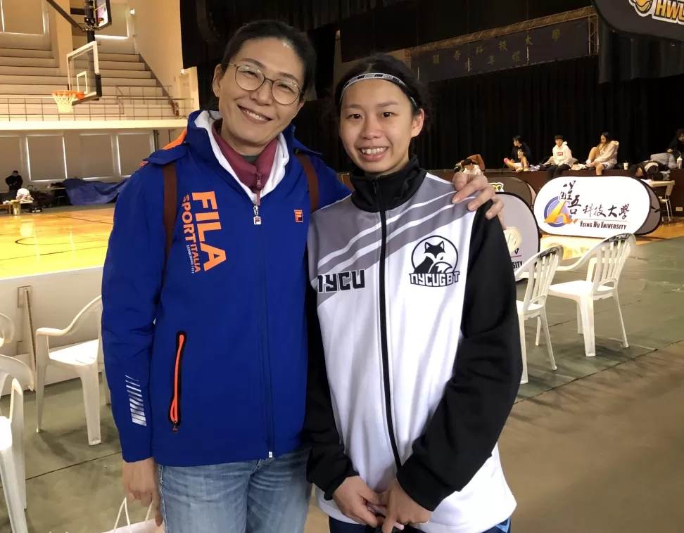 陽明交大教練鄭智仁不捨「六朝元老」陳玟蒨。