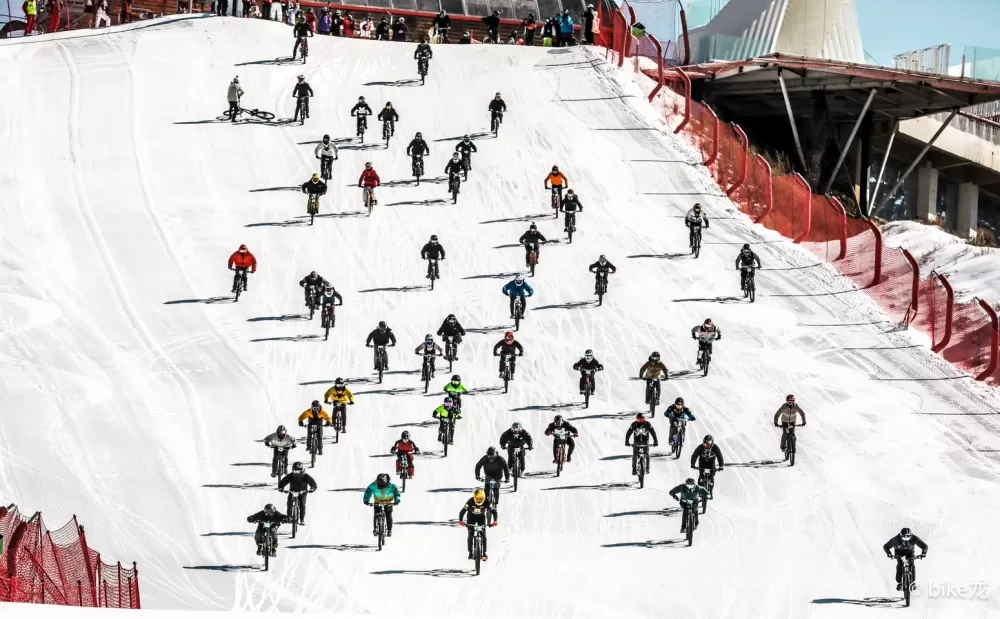 富龍盃登山車速降賽。BIKE龍提供。