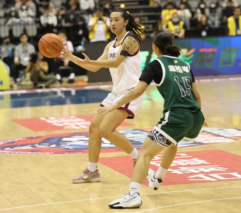 單場MVP普門李郁慈。