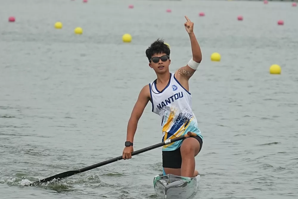 高中才改練C艇的水里商工蔡舒涵拿下3金。(臺北市政府教育局提供)