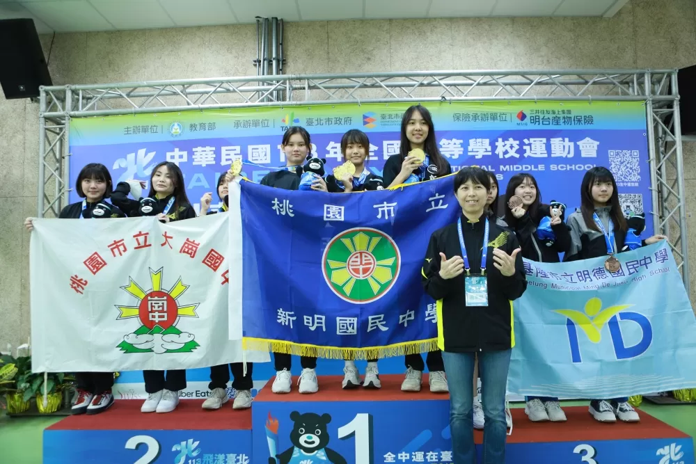 桃園市新明國中刷新10公尺空氣手槍團體賽紀錄。（臺北市政府教育局提供）