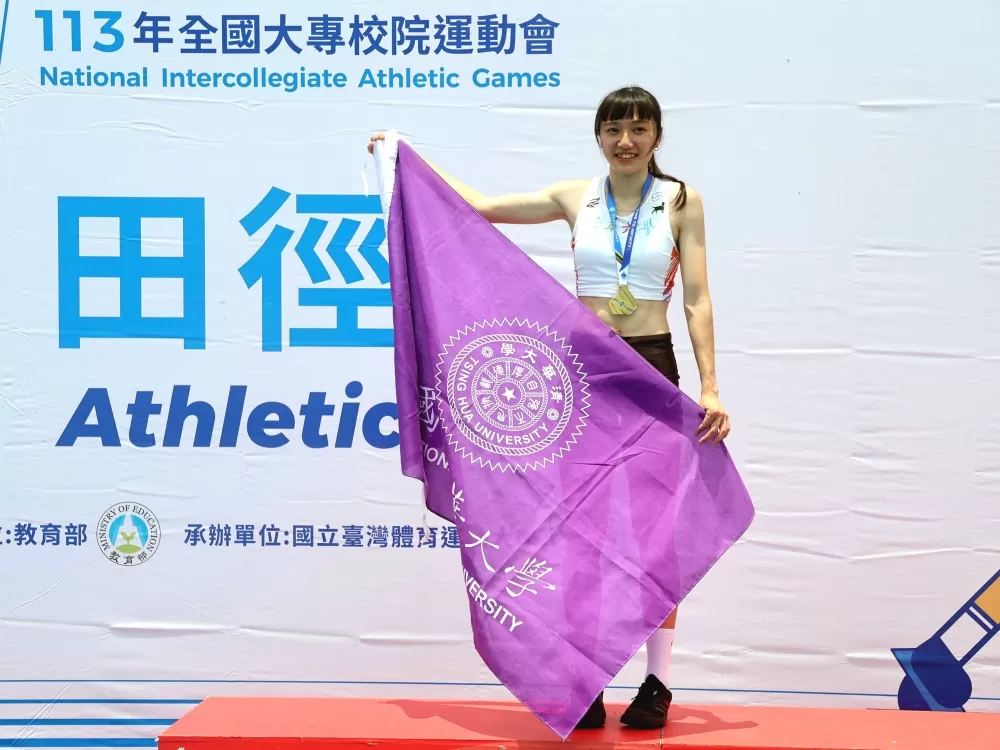 清大王于嘉在一般女400公尺決賽飆56秒99破大會。林嘉欣/攝影。