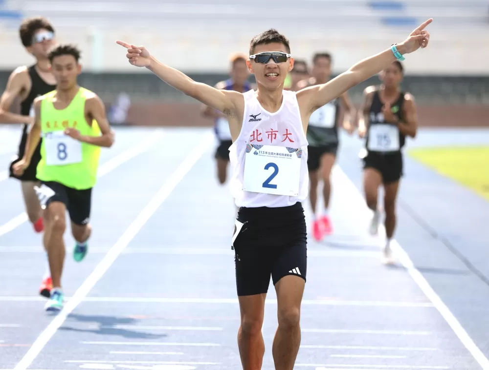 北市大新鮮人徐立紘全大運首金到手。林嘉欣／攝影。