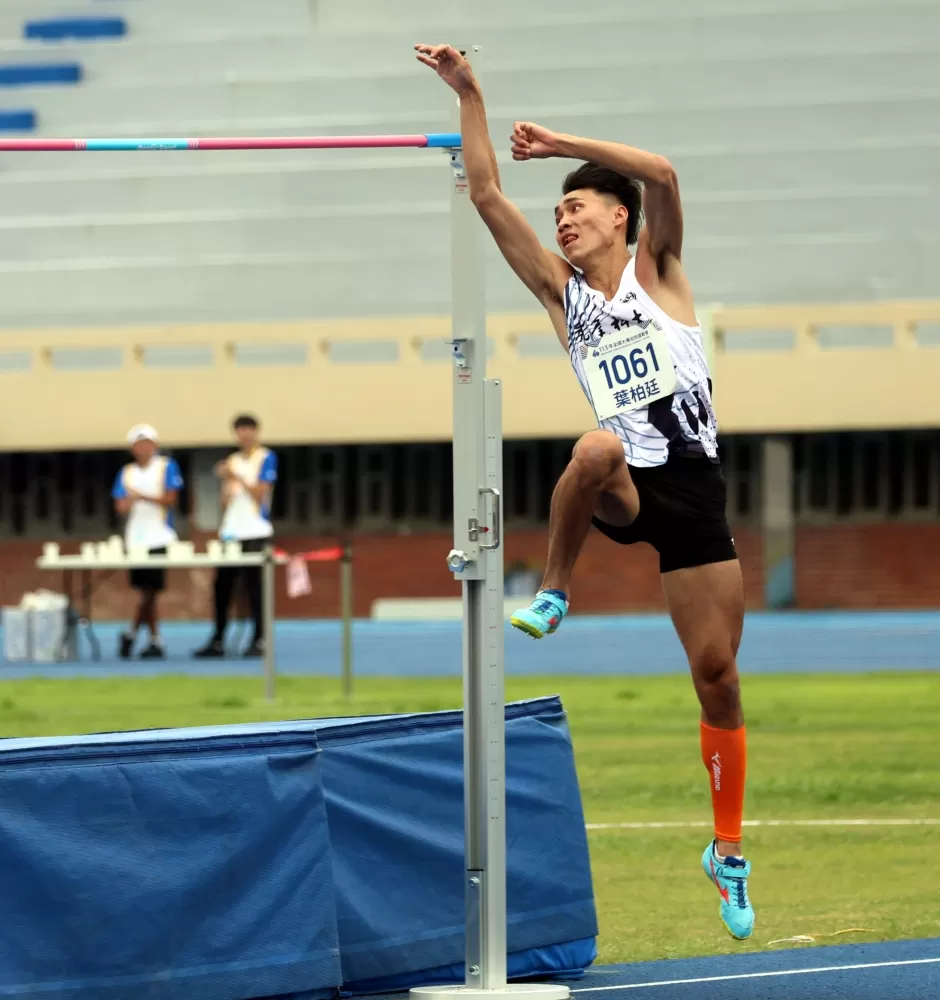 虎科大葉柏廷在男子跳高破全國。林嘉欣／攝影。