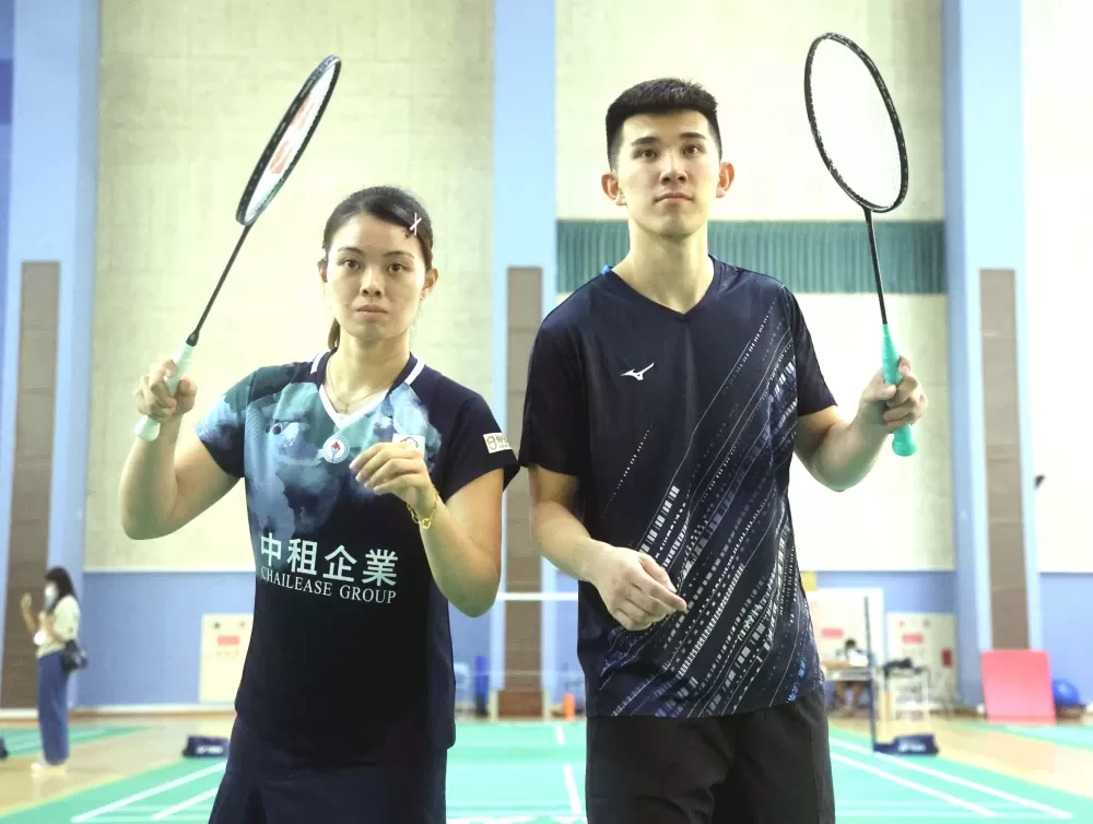 混雙李佳馨和葉宏蔚「相打雞仔」性格成話題。林嘉欣／攝影。