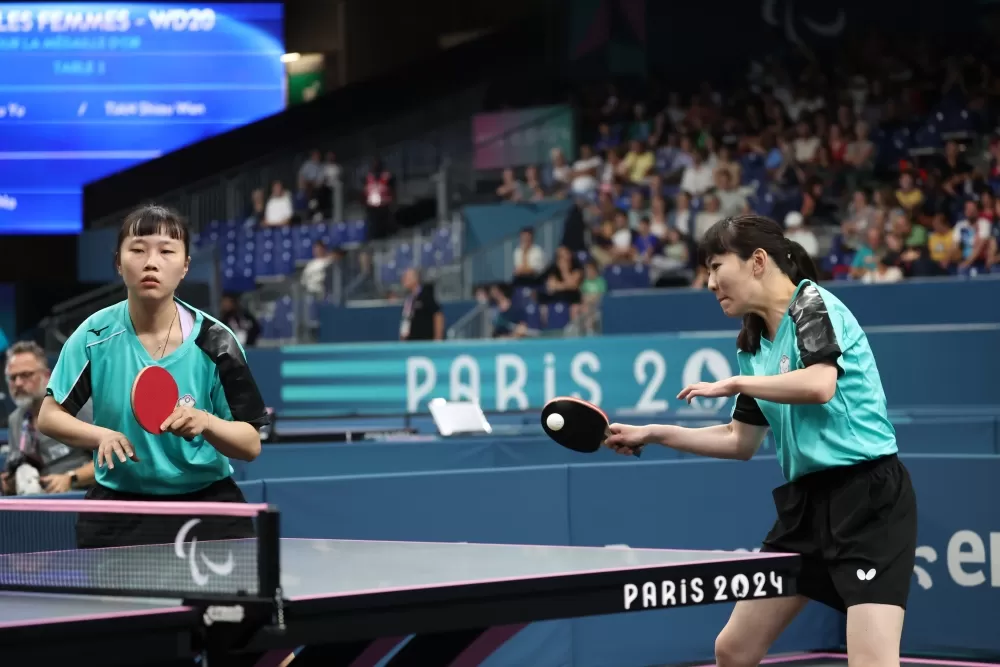 田曉雯/林姿妤女雙奪銀。體育署提供。