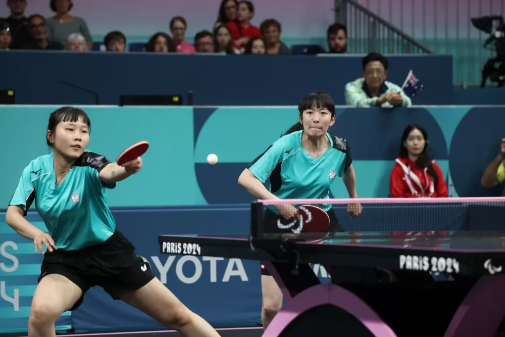 田曉雯/林姿妤女雙奪銀。體育署提供。