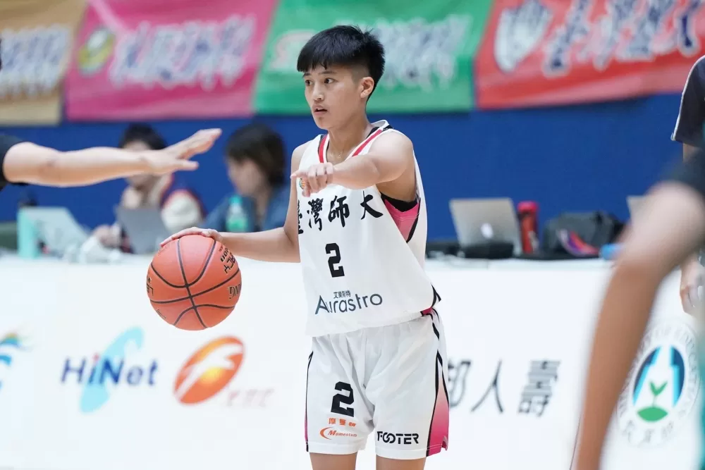 江子柔本季效力臺師，完成UBA初登場。