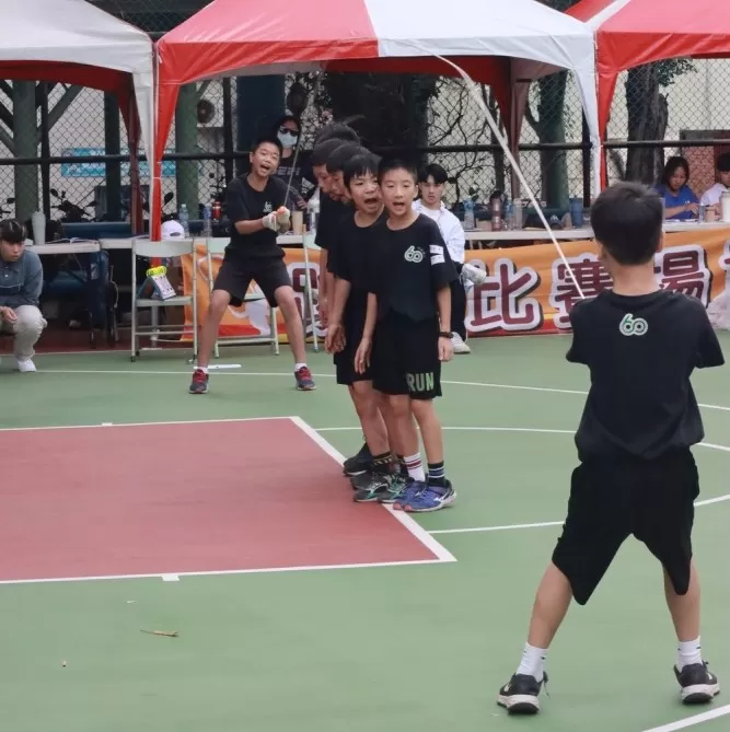 宜蘭竹林國小男子跳繩以213下超越自己(國立臺南大學提供)。