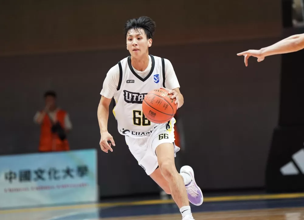 北市大學陳鏡名12分全隊最高。