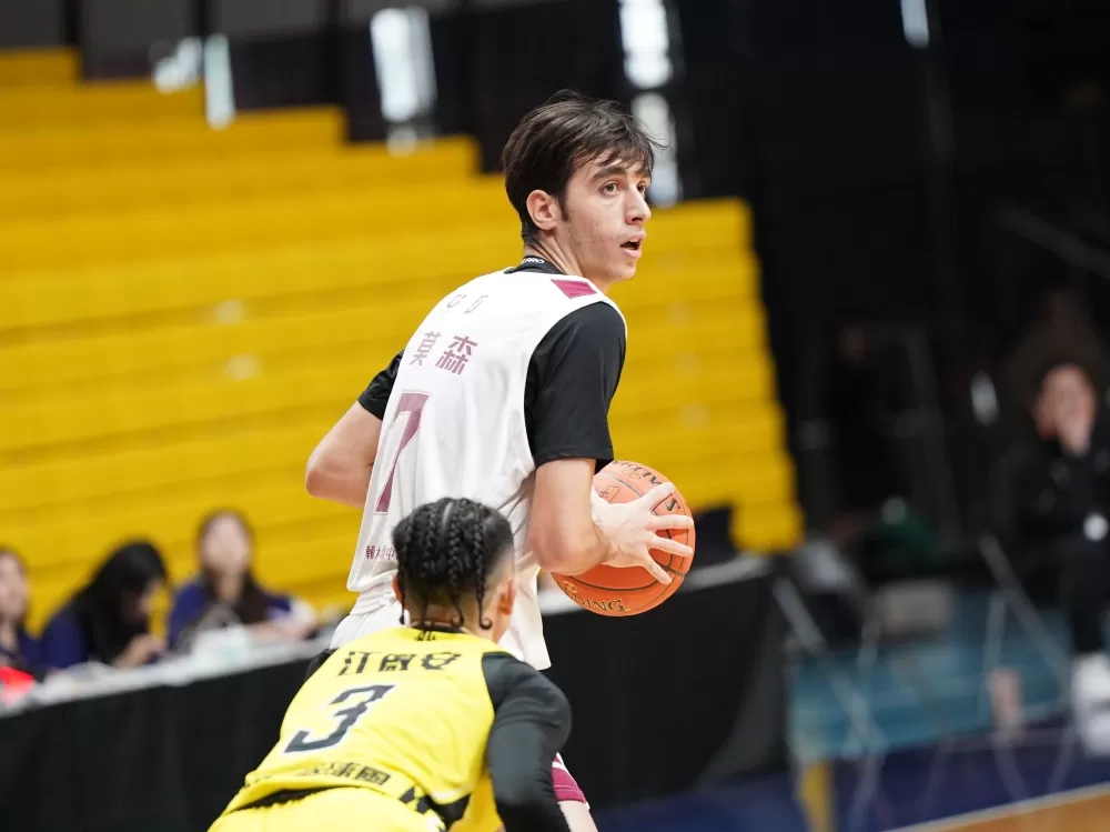 輔仁大學莫森23分17籃板，UBA菜鳥季首度雙十。