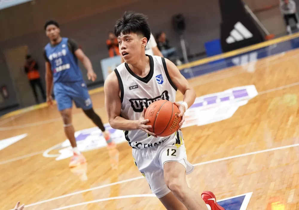 北市大學梁文杰13分。