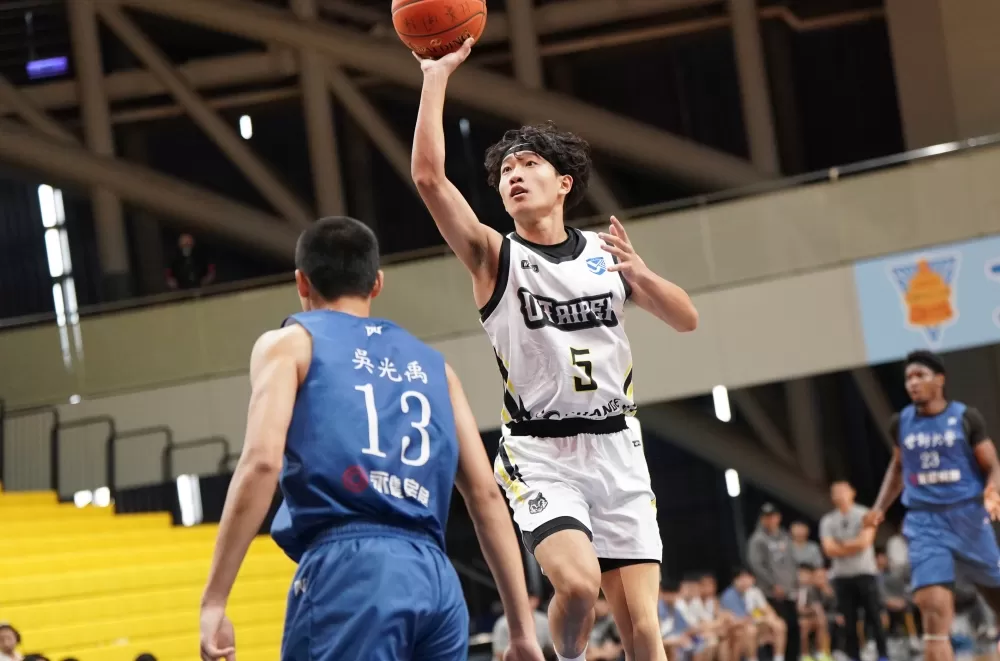 北市大學曾頎翔10分5助攻。