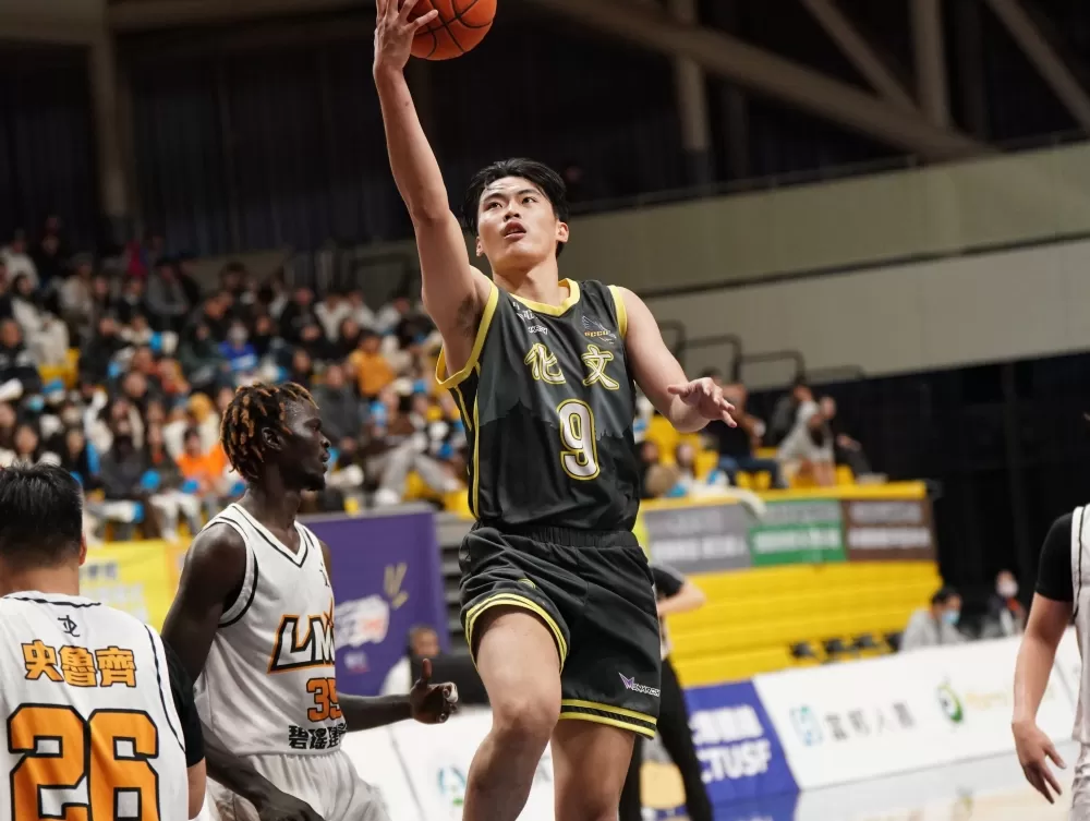 文化大學黃致銘21分,寫UBA生涯新高。