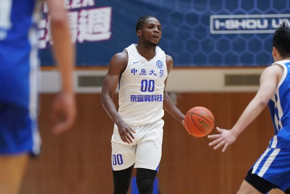 中原大學陳維哲17分全隊最高。