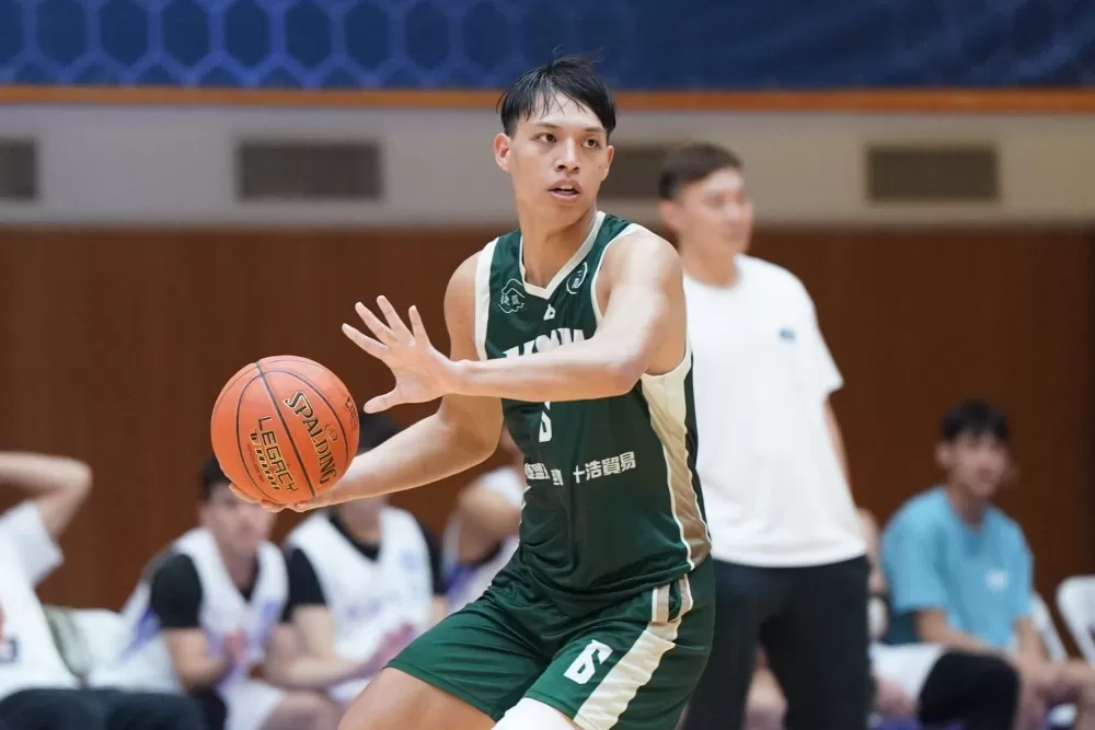 萬能科大潘道為13分5籃板。