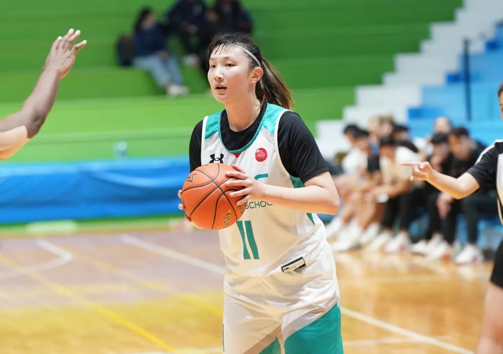 中信學院趙云楓9分14籃板。