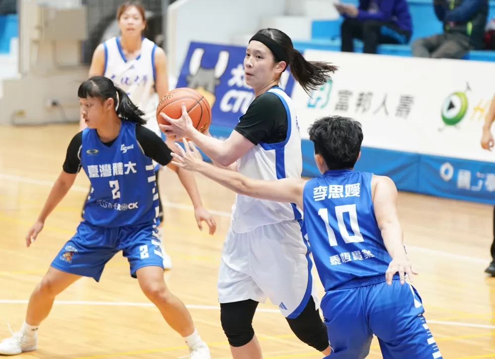 文化大學蘇天心。