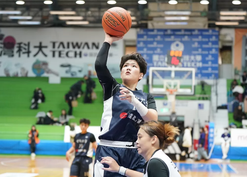世新大學蔡佑蓮創UBA生涯新高21分,目前7場預賽場場上雙。