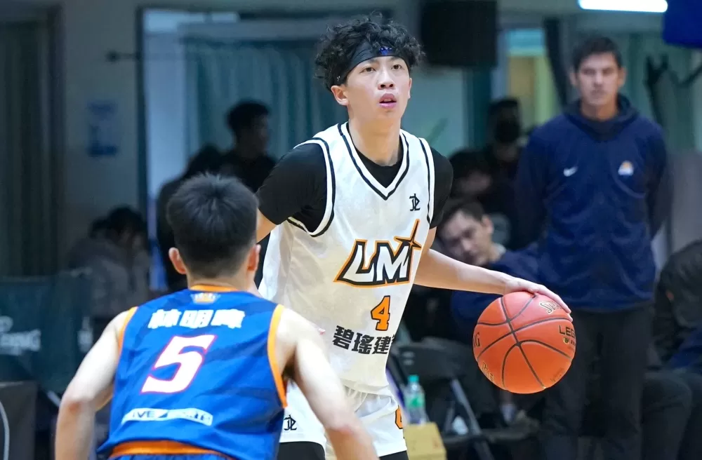 黎明學院王正睿22分。