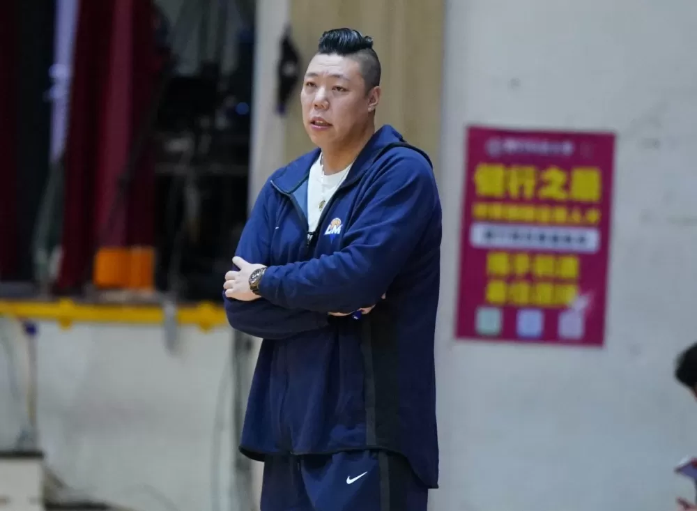 黎明總教練吳建龍。