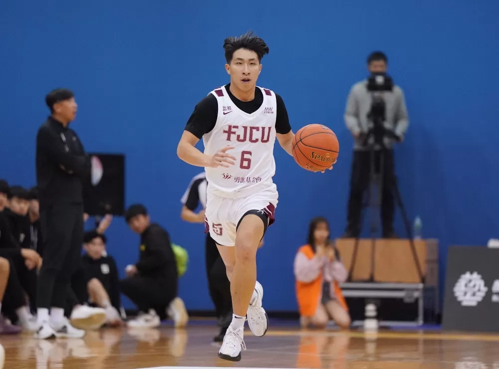 輔大王翊仲7分5助攻。