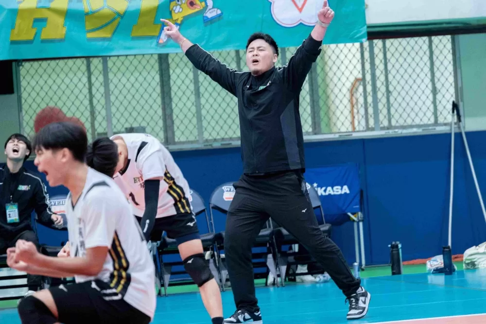 苑裡高中教練陳昭凱。