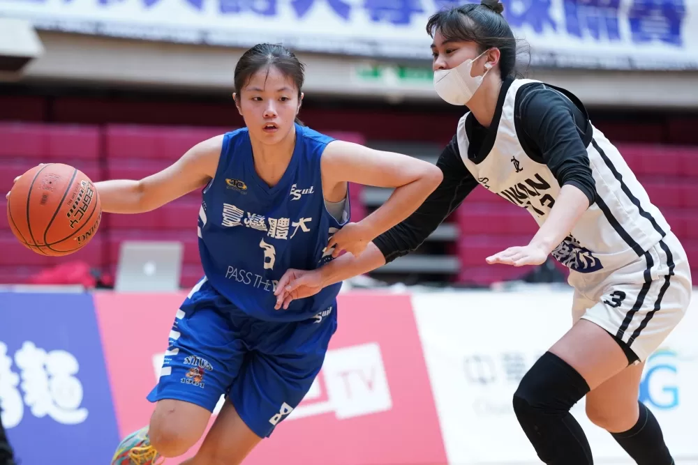 臺灣體大黃詩恩13分。