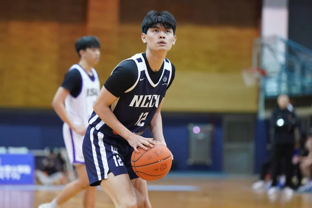 政治大學林子皓21分。