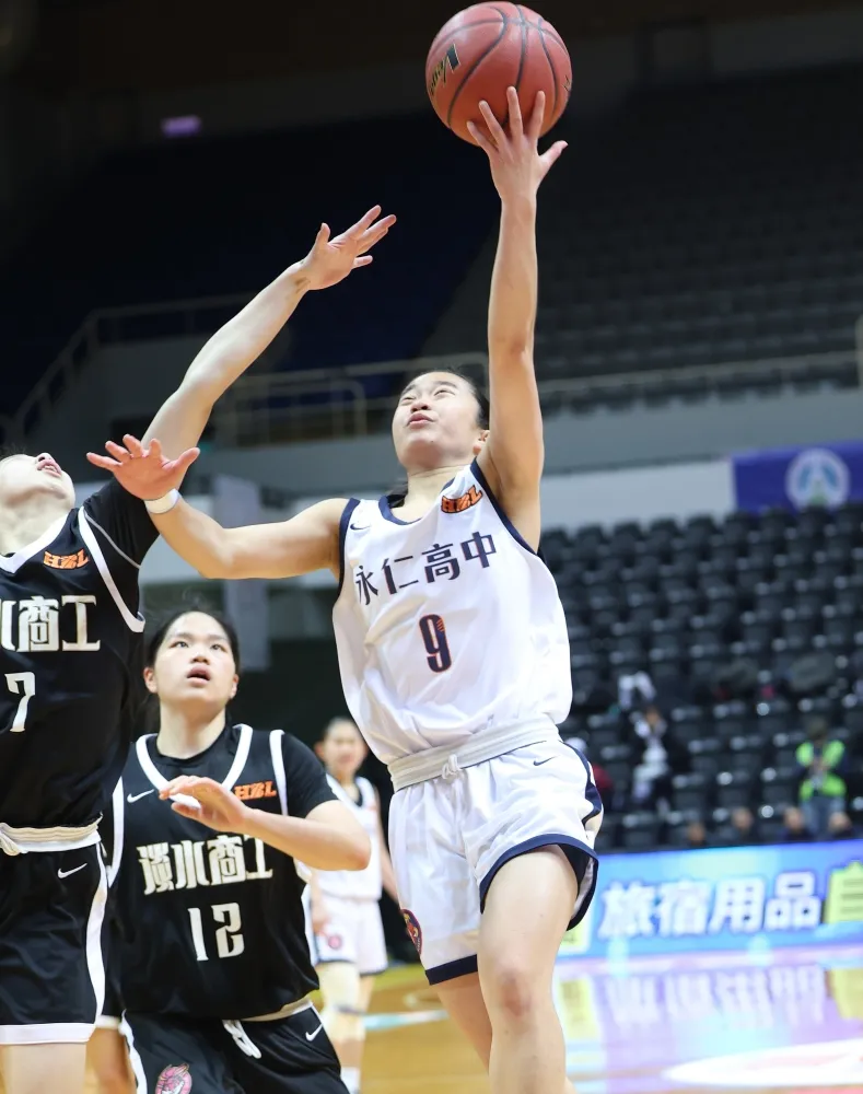 永仁曾廷翊上艦。