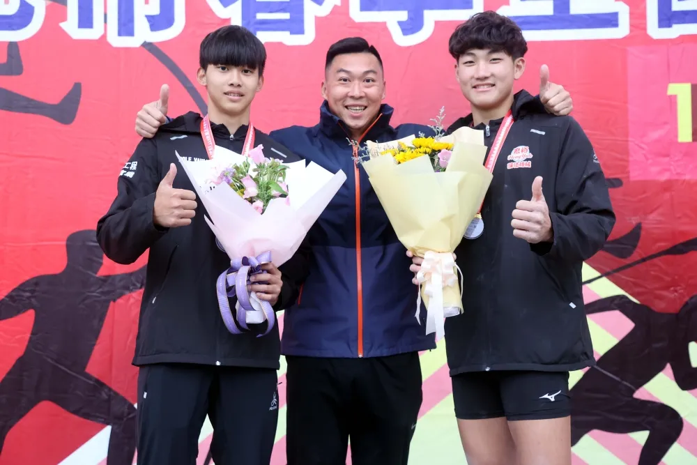 黃优弘以4公尺87奪金破大會。林嘉欣／攝影。