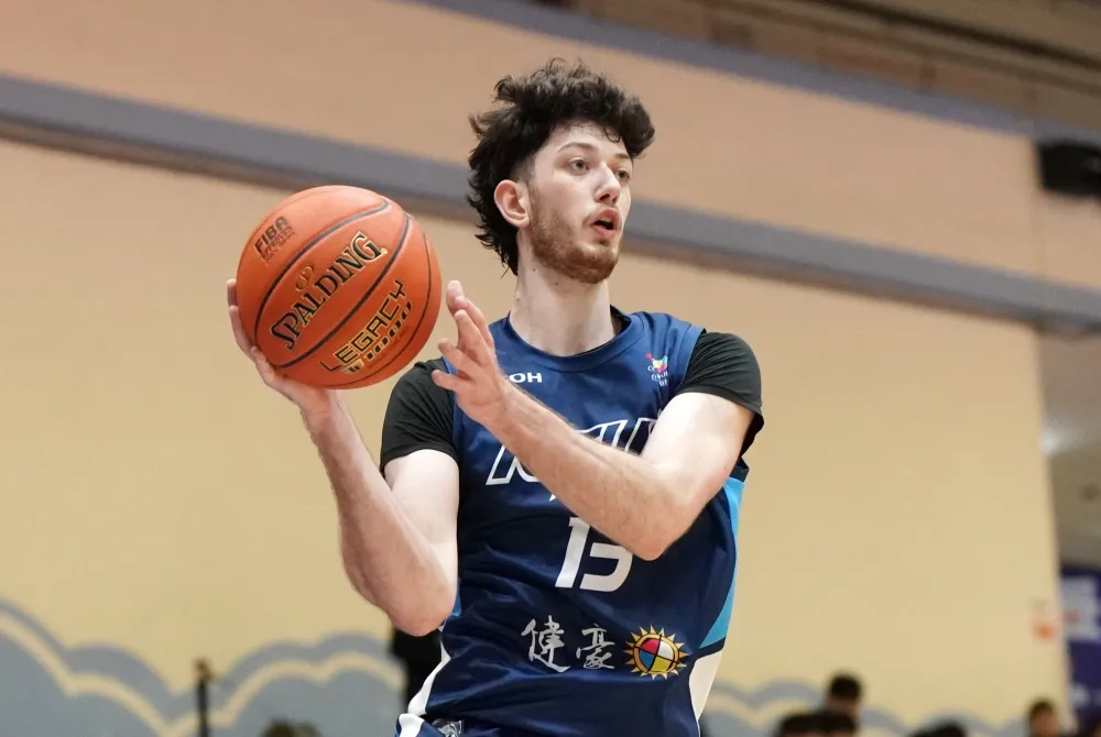 臺藝飛尼克斯19分10籃板。