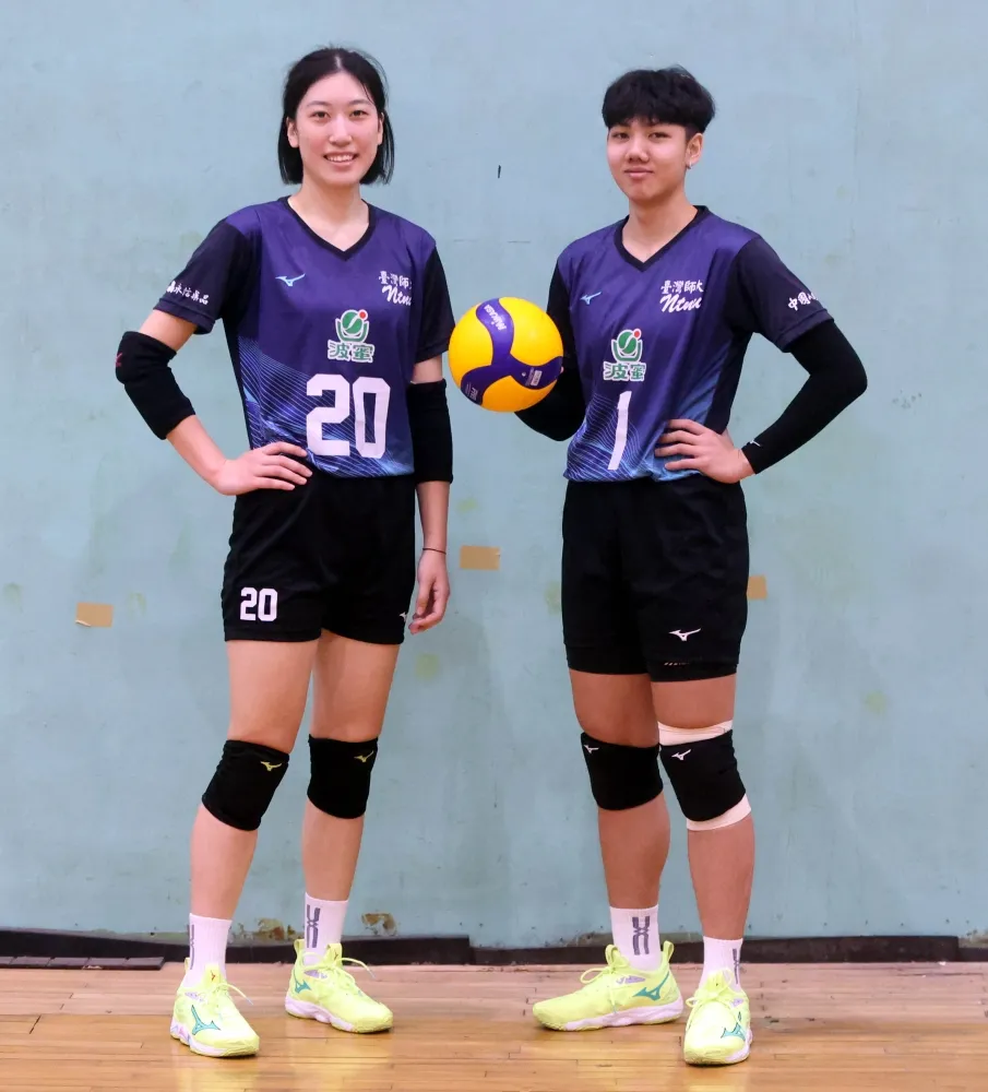 臺灣師大「180俱樂部」張稦豈和陳喬恩(右)。林嘉欣／攝影。