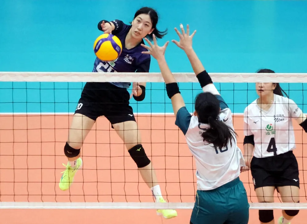 臺灣師大「17」張稦豈攻擊犀利得14分,率隊8連勝晉四強。林嘉欣/攝影。