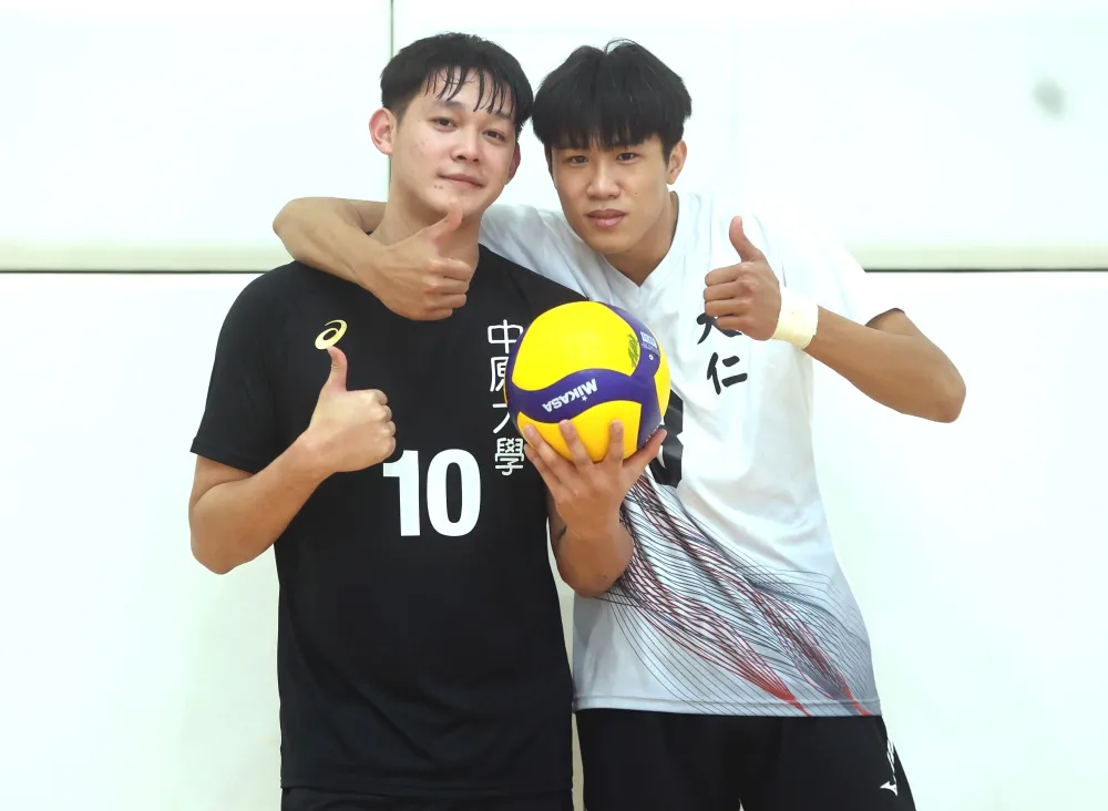 中原大學林錦龍(左)、大仁科大林志釧兄弟檔。林嘉欣／攝影。