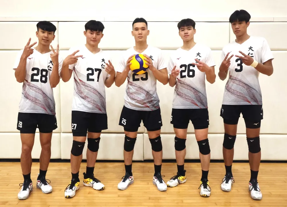 5位企排臺電球員成為大仁科大新鮮人。林嘉欣／攝影。