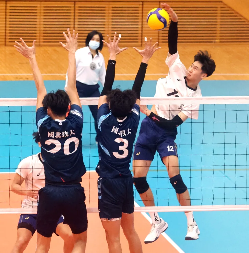 中原劉昱麟得14分。林嘉欣/攝影。