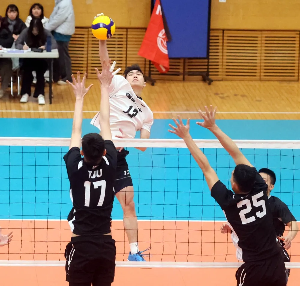 陽明交大蕭宜正攻擊犀利。林嘉欣/攝影。