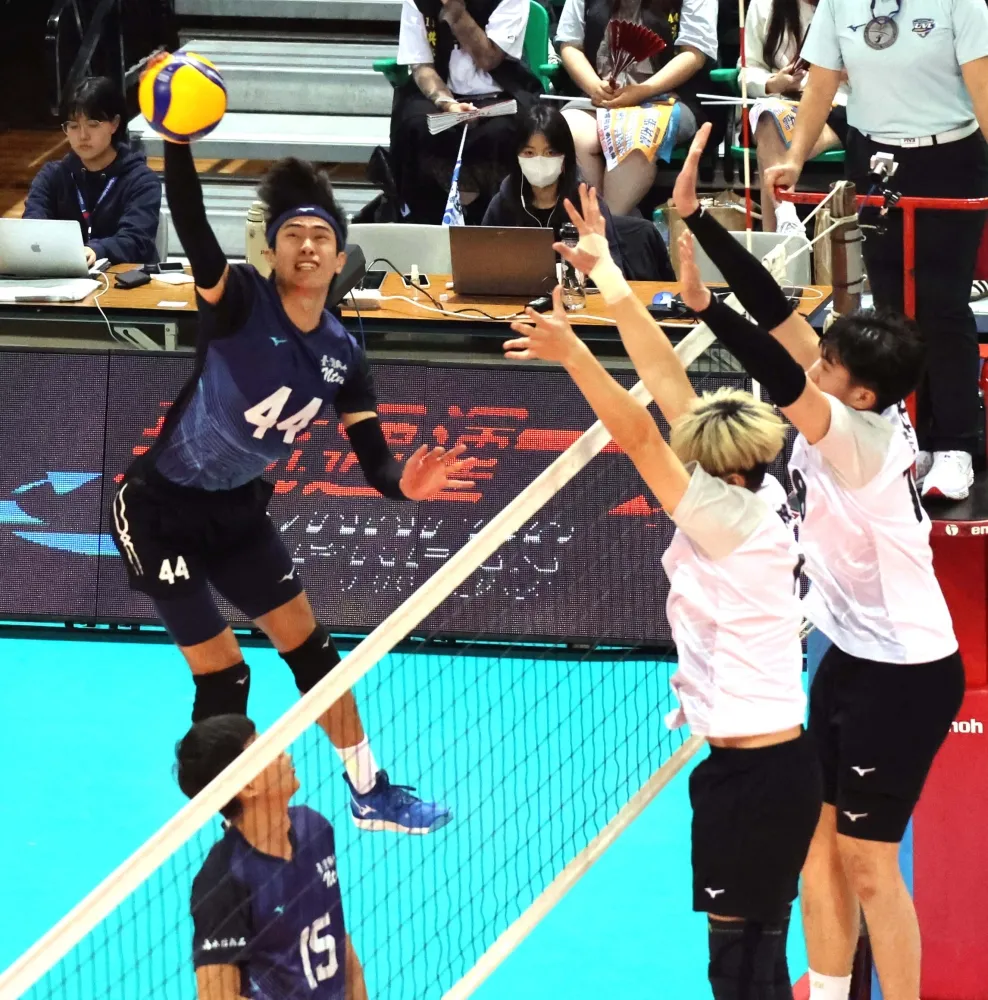 臺師温逸凱得13分。林嘉欣/攝影。