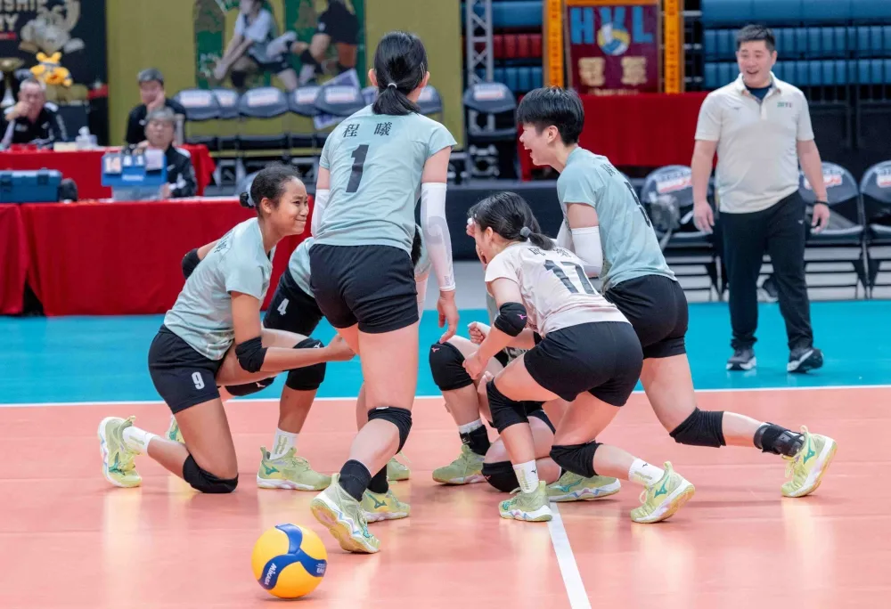 明湖晉級四強。