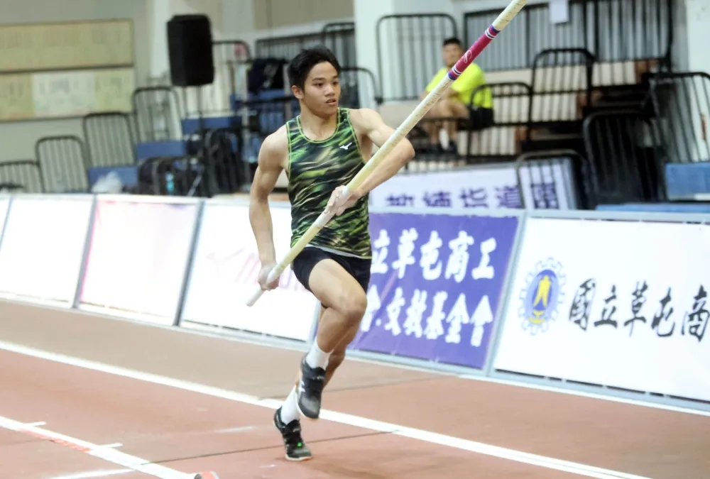 忠孝國中黃耀宗4.61創最佳。林嘉欣／攝影。