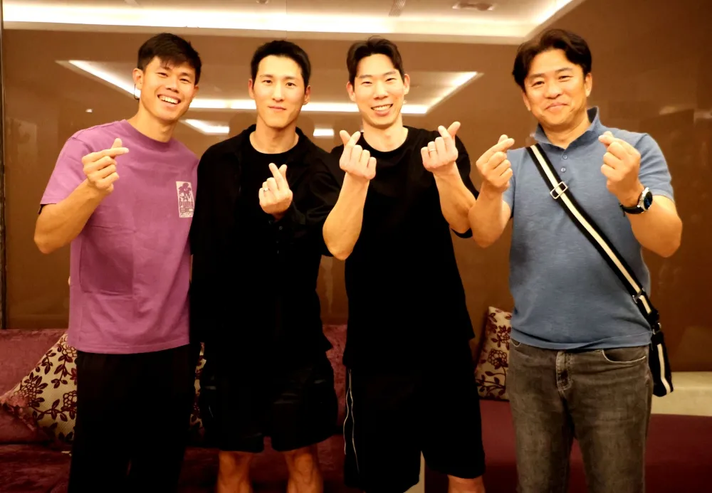 EJ Obiena(左)超陽光。林嘉欣／攝影。