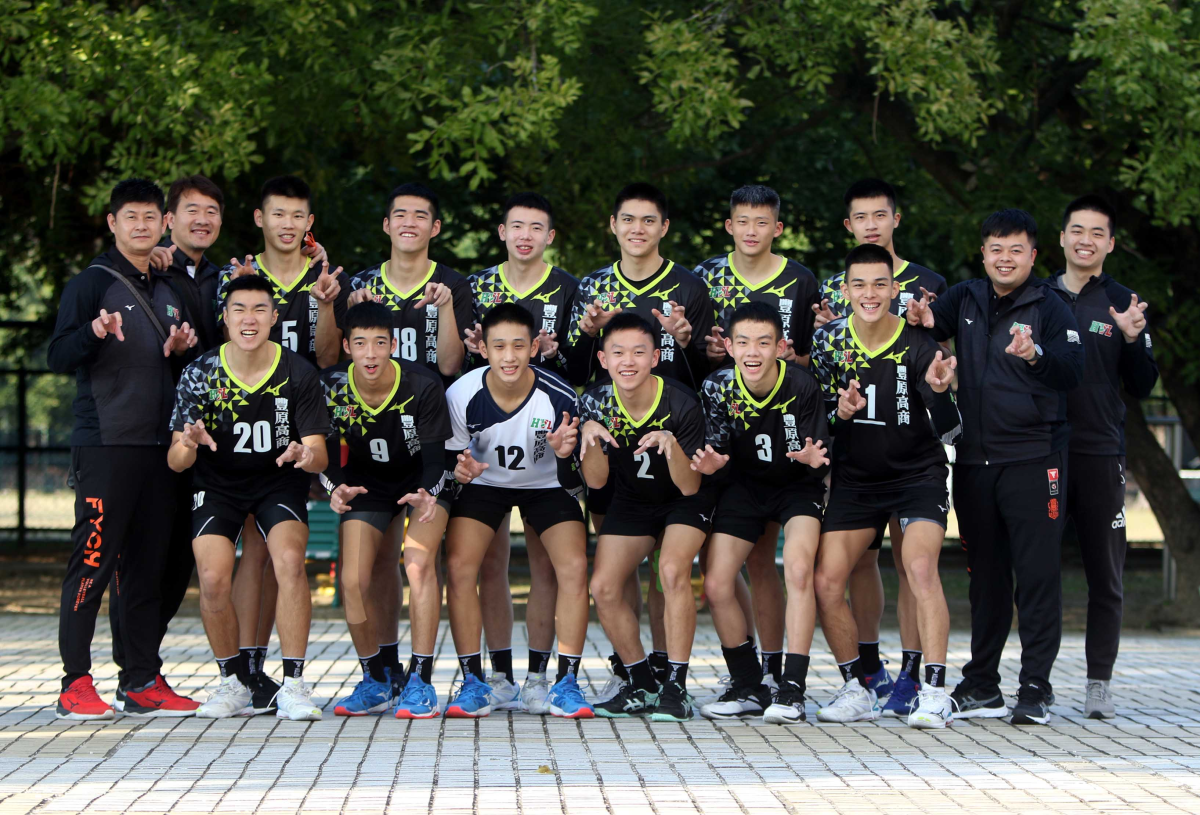 HVL》「十冠王」豐商登頂複賽成軍三年的頭城家商首闖四強- 排球- 敢動傳媒Braveathlete